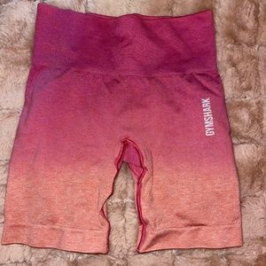 Pink ombre gymshark shorts!